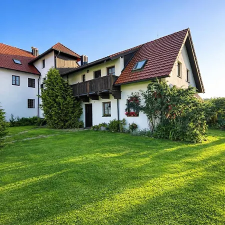 Apartamento Farma Mosna Zbytiny